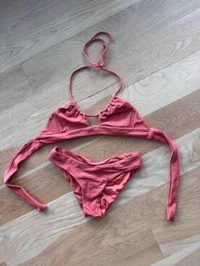 BECCA  Halter Bikini set Small